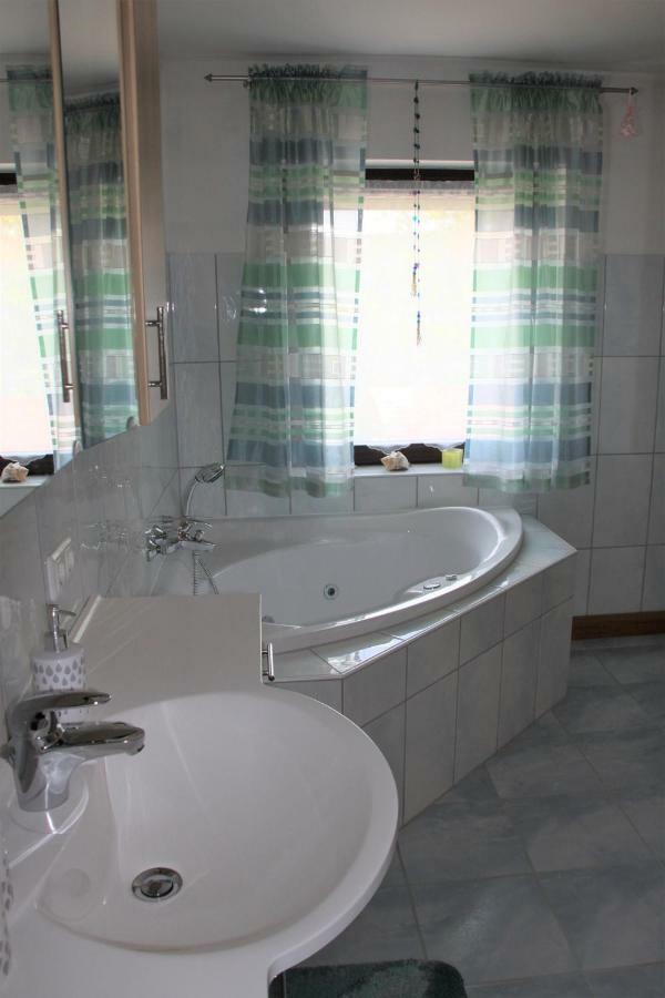 Haus Elisabeth Apartment Neuschonau Bagian luar foto